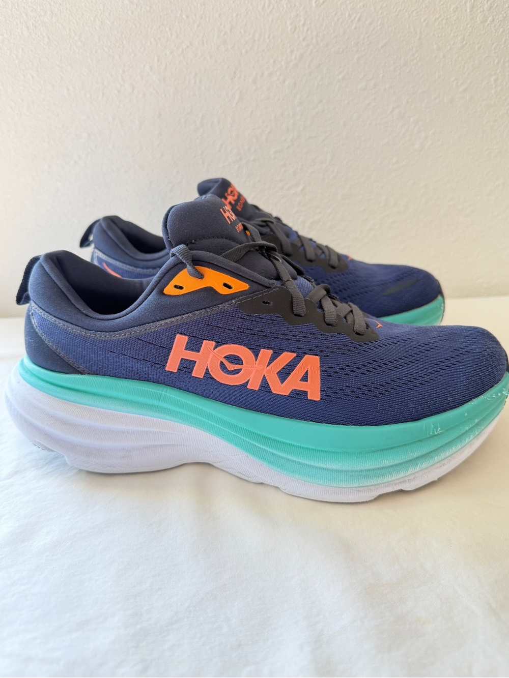 HOKA Bondi 8 in Outer space/Bellwether Blue Woman’s9 - Picture 1 of 9